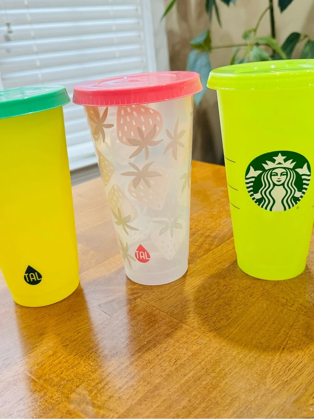 Starbucks questions leave